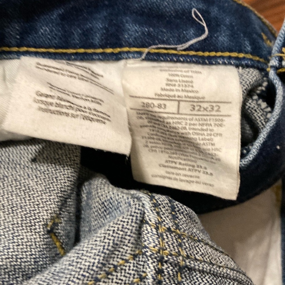 Carhartt Blue Denim Jeans with Twill Weave